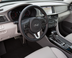 Kia Optima Sportswagon - Interior 4